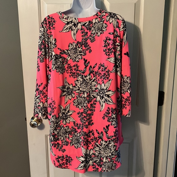 Simply Obsessed Tunic Top - Picture 2 of 5